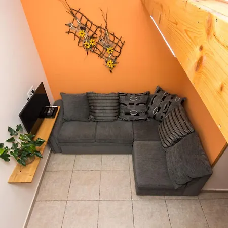 בית נופש Mit Garten- Grill Und Terrasse By Interhome