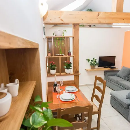 Mit Garten- Grill Und Terrasse By Interhome