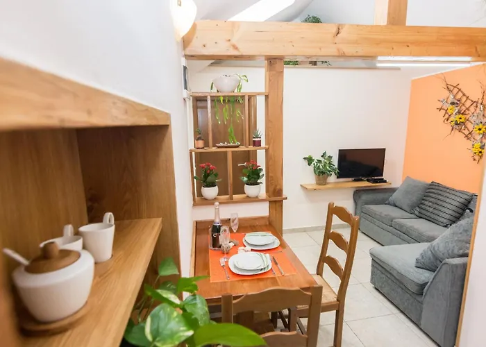 Mit Garten- Grill Und Terrasse By Interhome
