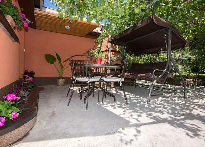 Case de vacanță Mit Garten- Grill Und Terrasse By Interhome *