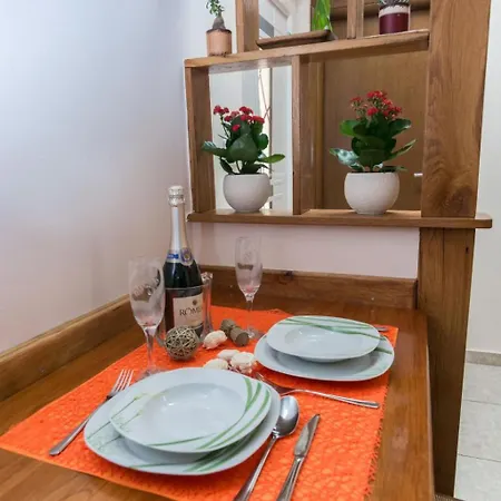 Mit Garten- Grill Und Terrasse By Interhome Vakantiehuis