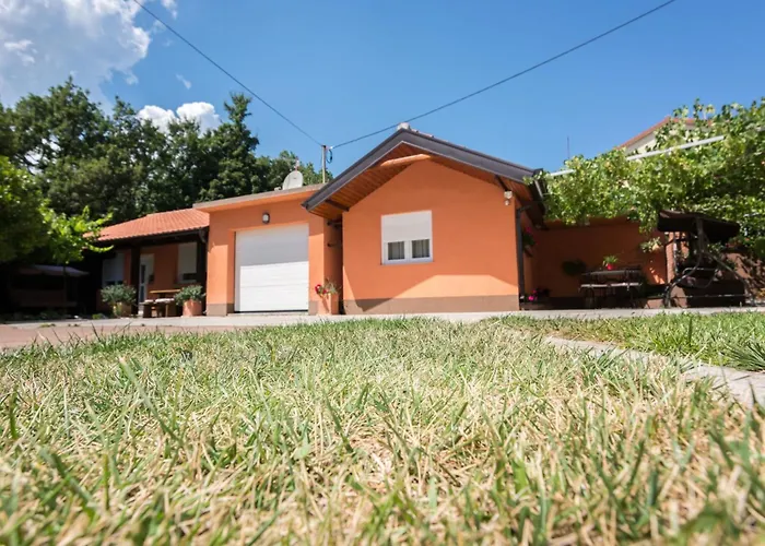 Mit Garten- Grill Und Terrasse By Interhome Holiday home Matulji